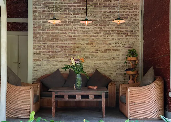 Villa Umah Kayu *