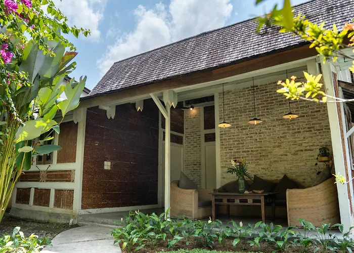 Villa Umah Kayu Canggu