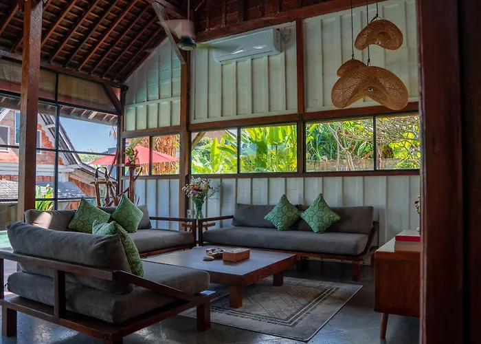 Umah Kayu Villa *